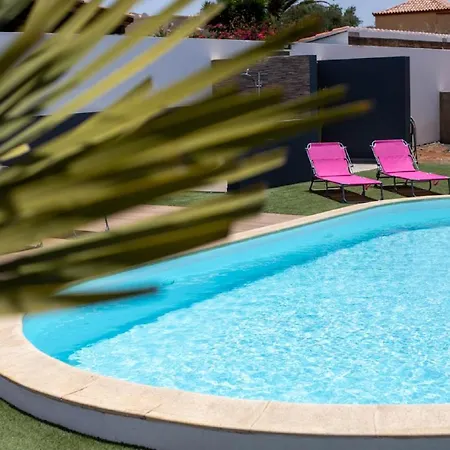 Βίλα Holidayvilla Volcan - Bbq , Pool , Garden, Rural By Holidays *