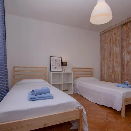 Holidayvilla Volcan - Bbq , Pool , Garden, Rural By Holidays Βίλα *
