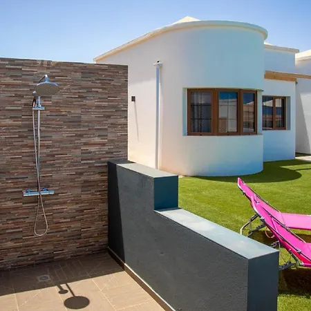 Holidayvilla Volcan - Bbq , Pool , Garden, Rural By Holidays Villa La Oliva